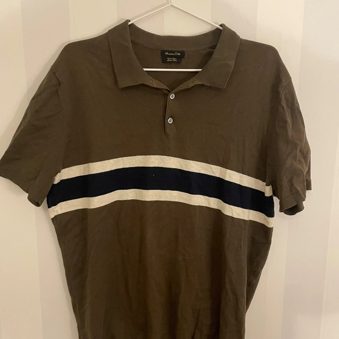 Brun pikétröja från Massimo Dutti