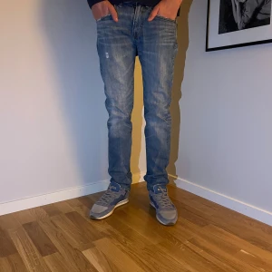 Blå jeans från Denim & Supply Ralph Lauren - Snygga blå jeans från Denim & Supply Ralph lauren Storlek W29/L32 - Nypris ~ 2000