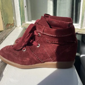 Isabel marant skor - Säljer de finaste skorna! Hör av er vid frågor 🧸🧸🩷
