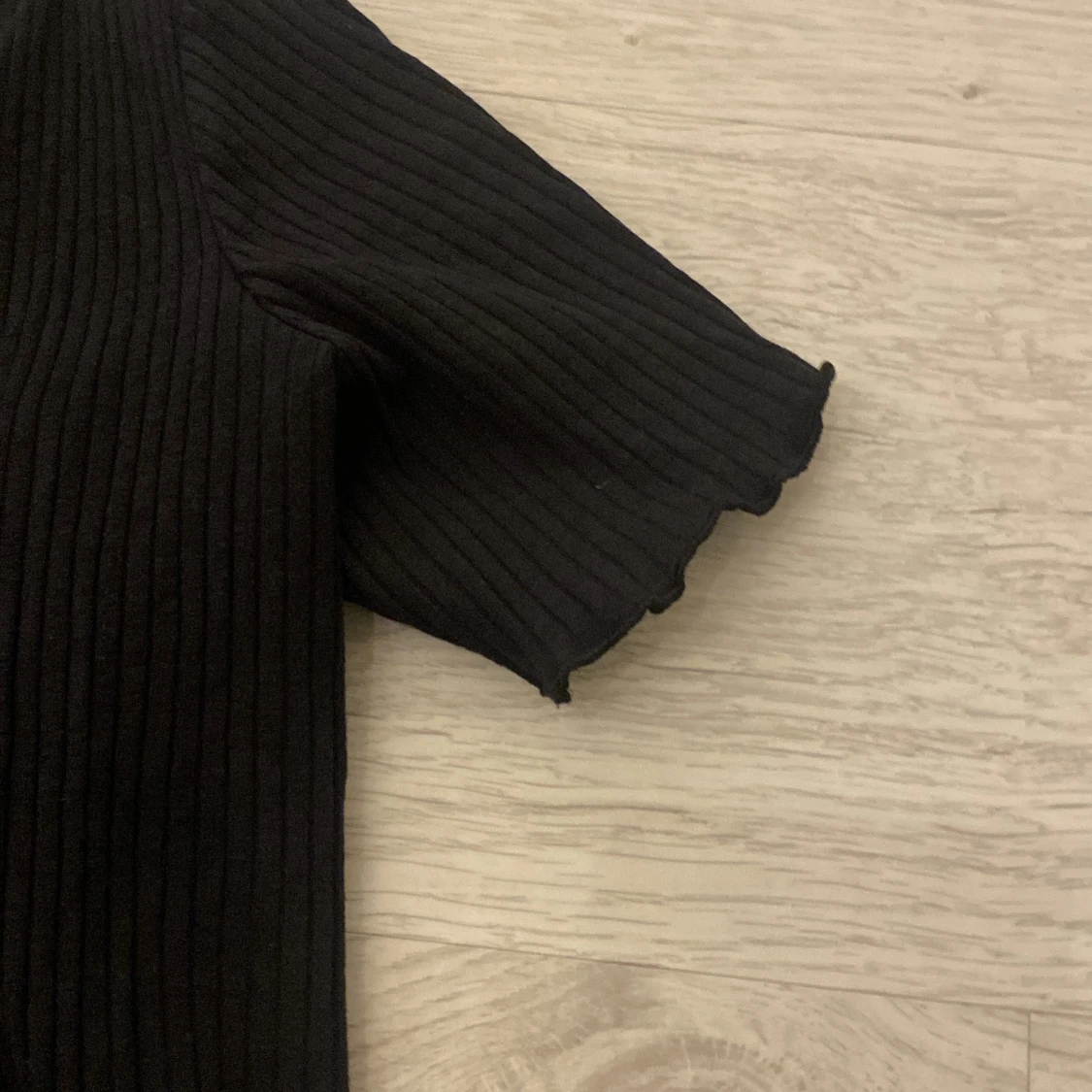 Svart ribbad kofta från Lindex - 93