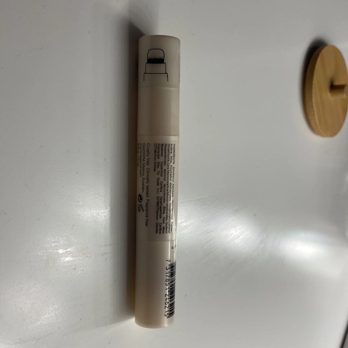 Stick’ n brush Highlighter från Isadora - 1