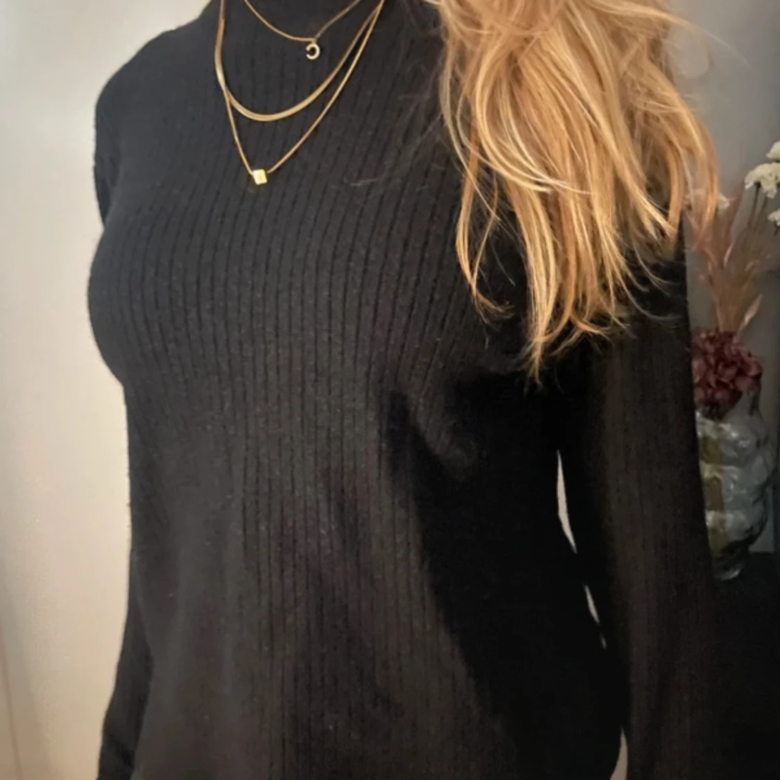 Svart ribbad tröja - 91
