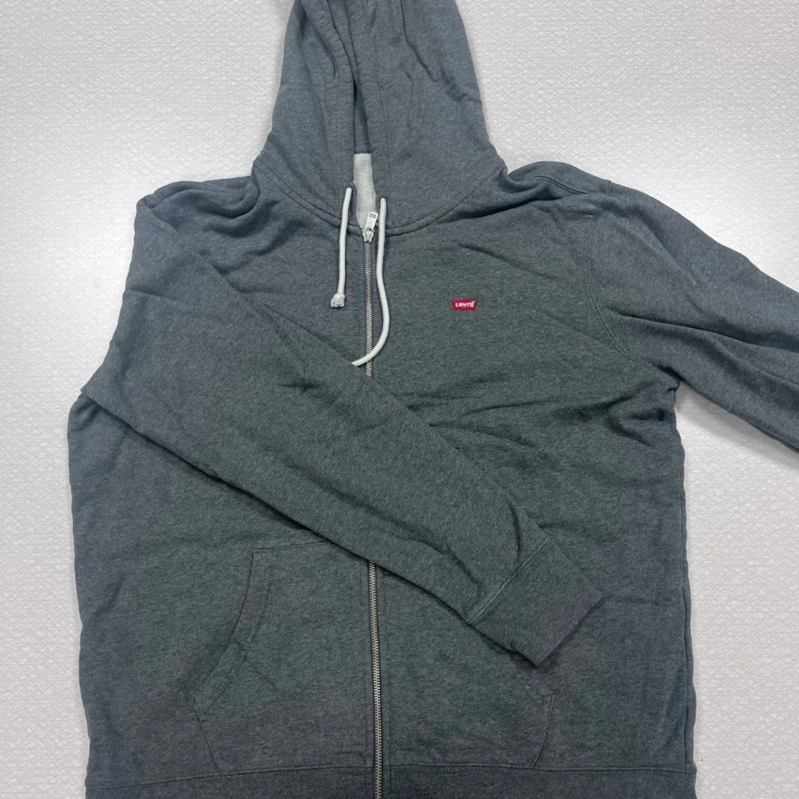 Grå hoodie från Levi's