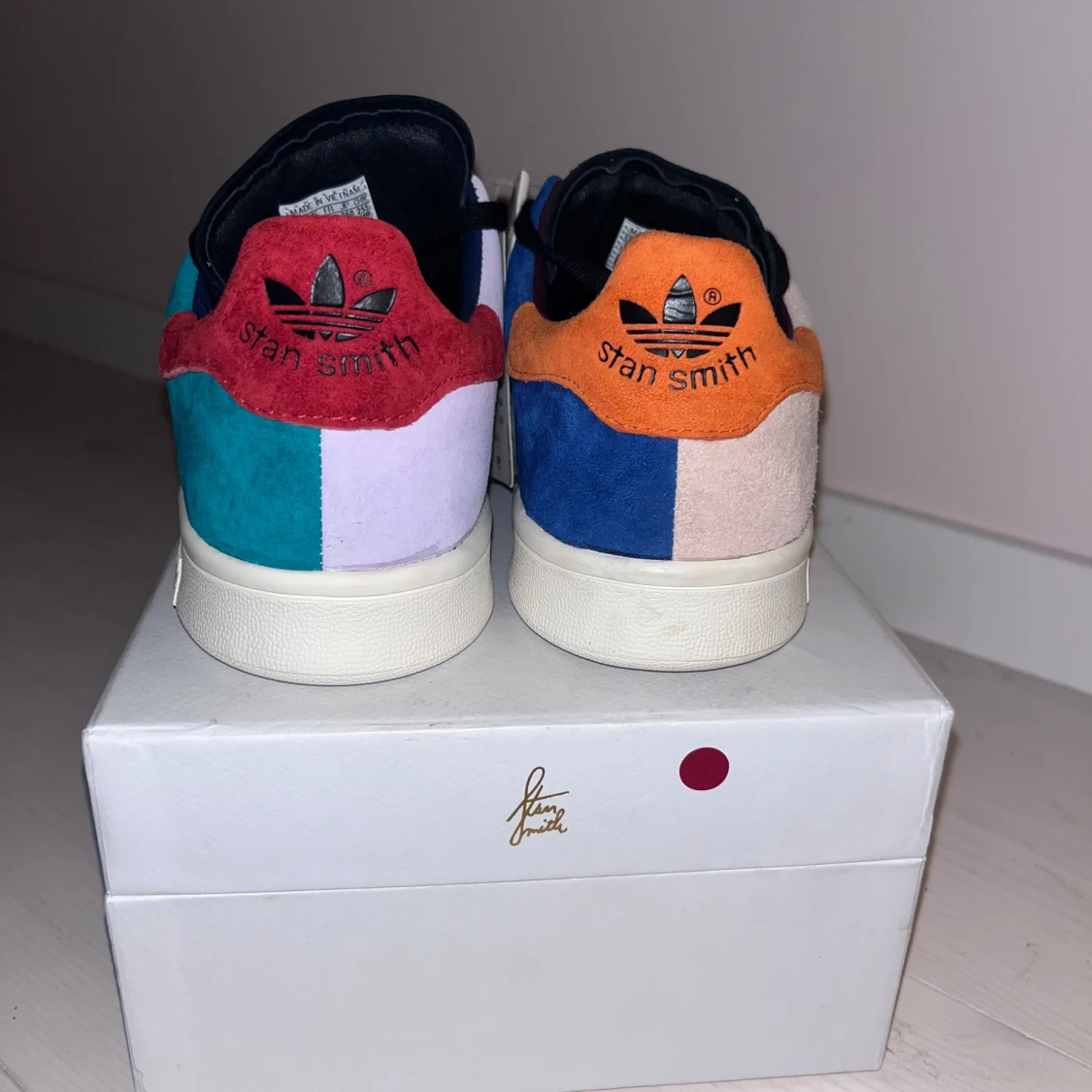 Färgglada Adidas Stan Smith Recon sneakers - 92