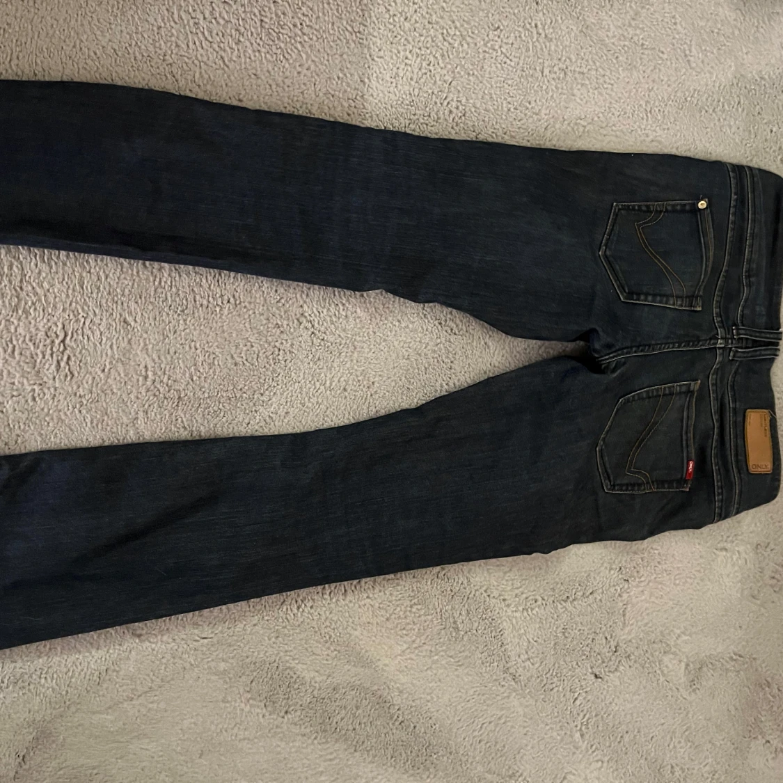 Lowwaist jeans med bootcut - 92