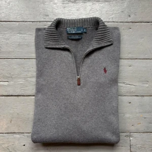 Ralph lauren - Pris kan diskuteras, helt oanvänd 