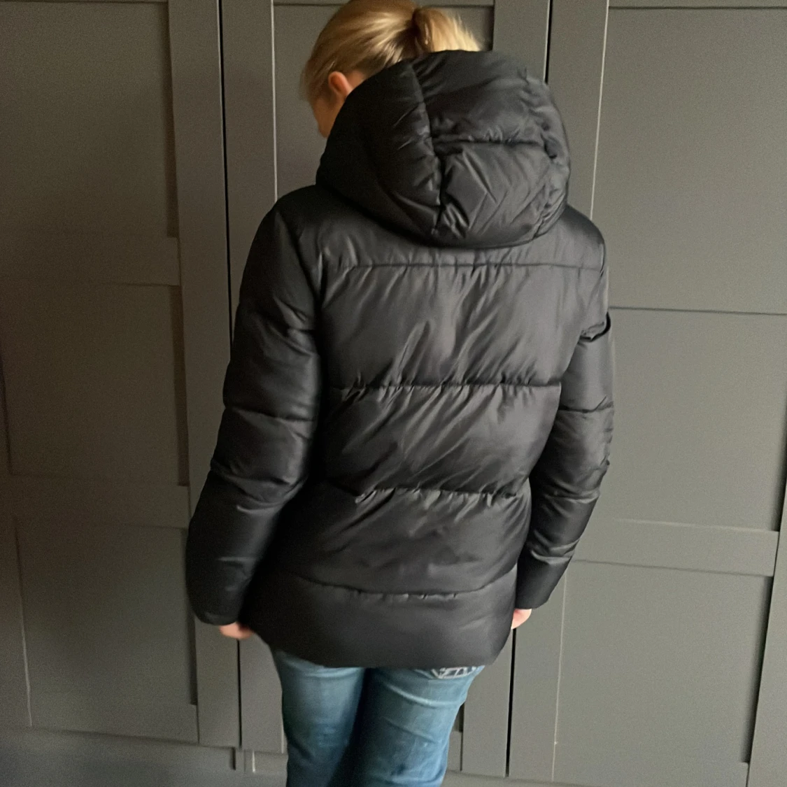 Calvin Klein jacka  - 90