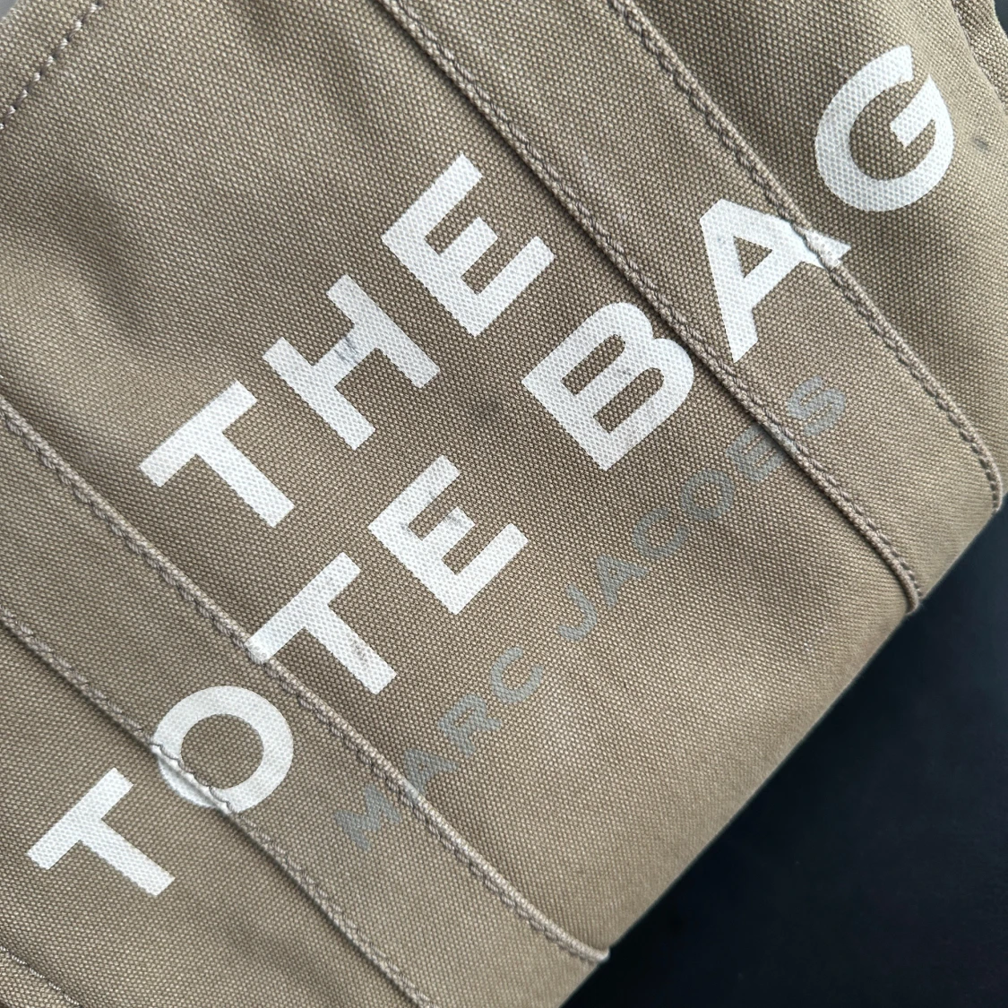 Marc Jacobs Tote Bag Medium - 92