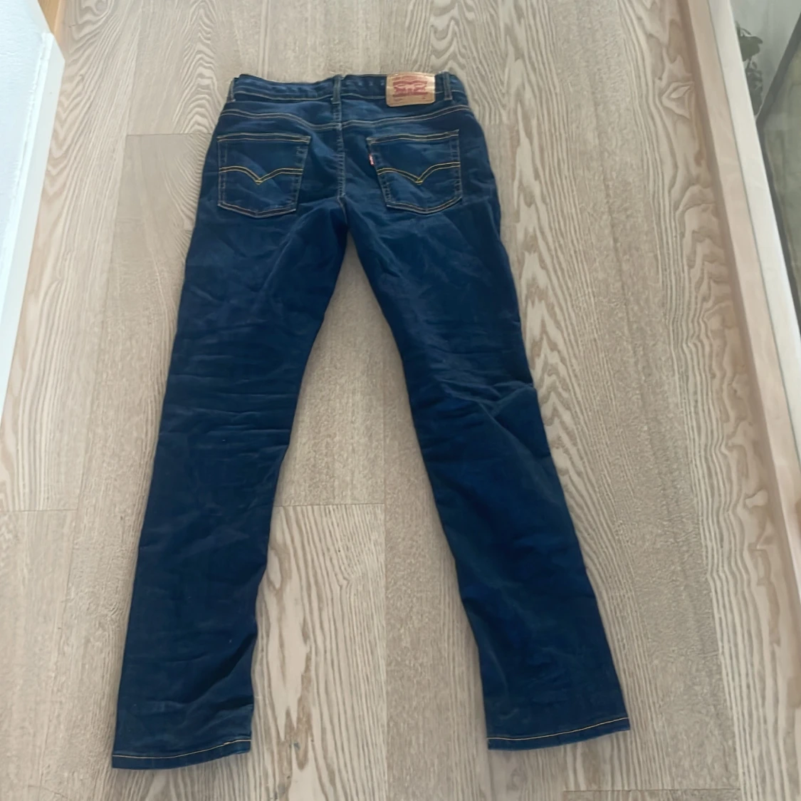 Levi’s jeans - 90