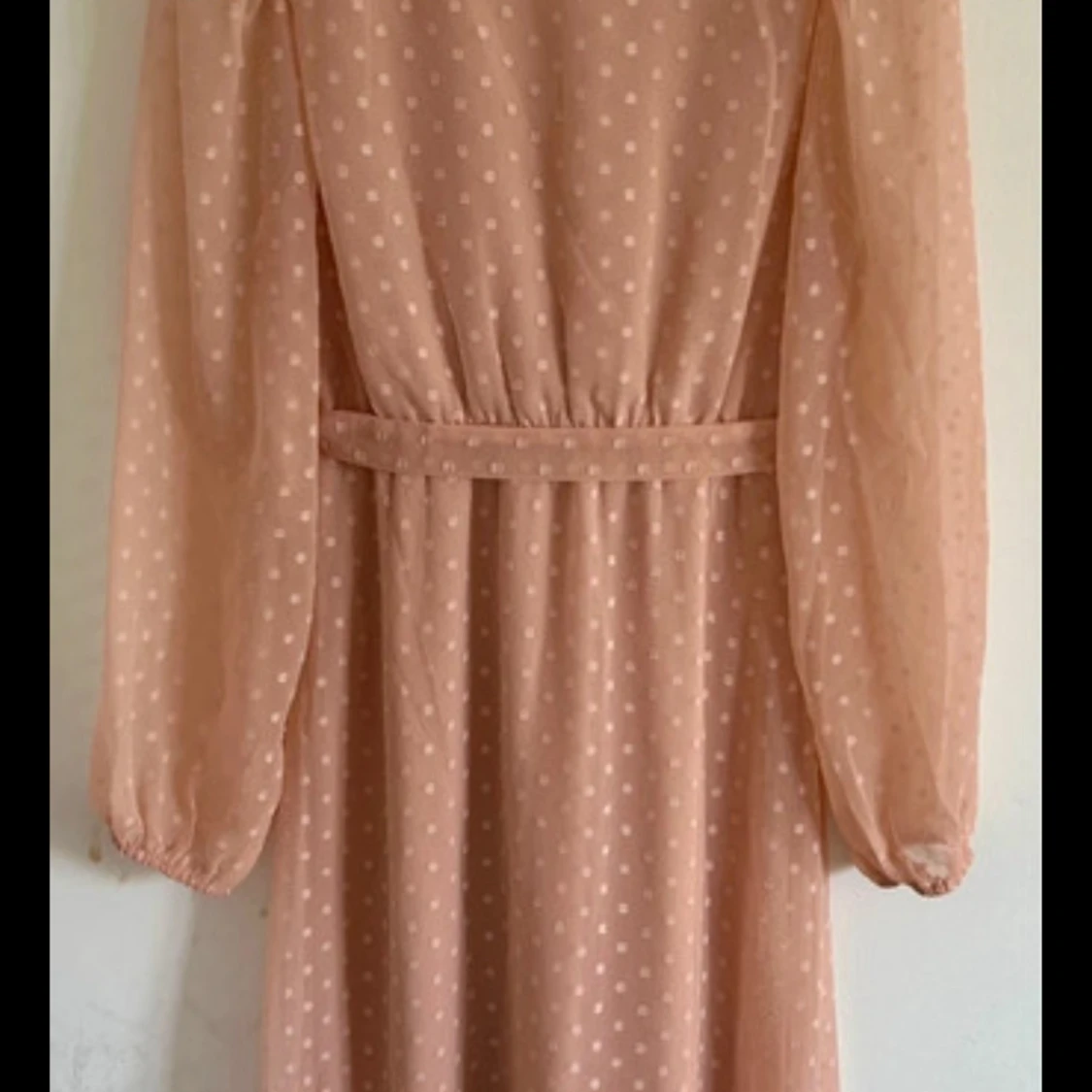 V-ringad omlottklänning - Vila - 91