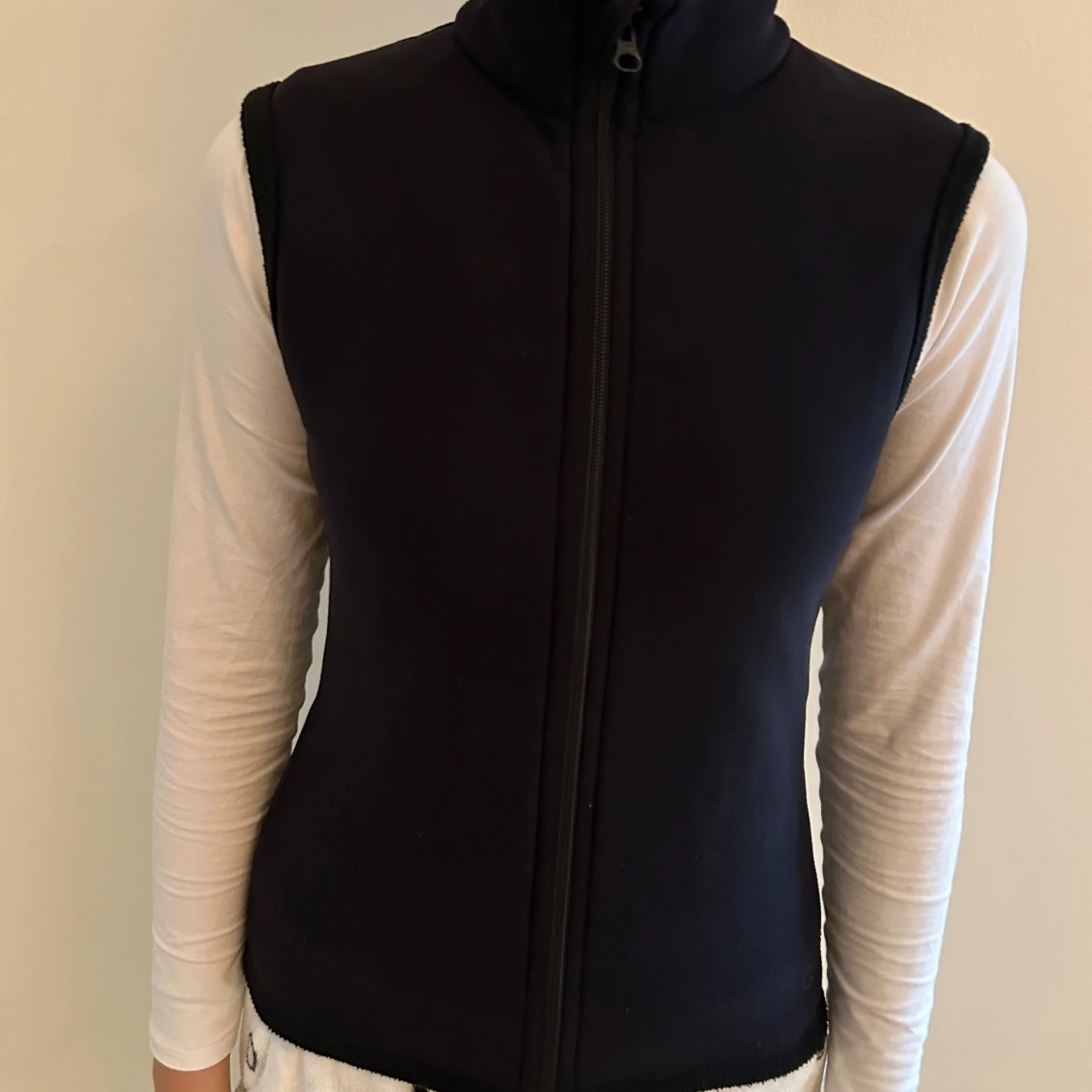 Svart fleeceväst från Mondor - 2