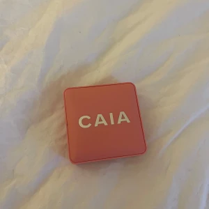 CAIA blush - Caia blush i färgen ”Cake pop”! Nästan aldrig använd så i jättebra skick!
