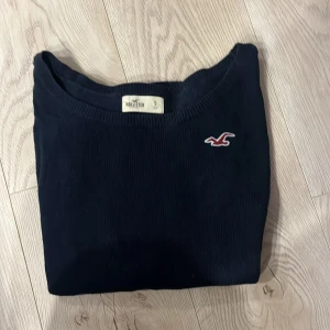 Hollister tröja  - Superfin och mysig tröja från hollister 