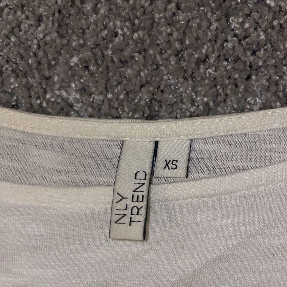 Vit långärmad topp från NLY Trend - 2