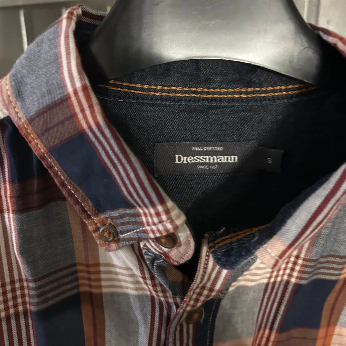 Rutig skjorta från Dressmann - 1