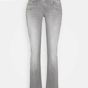 Grå ltb jeans - Älskar men lite stora för mig, storlek W30 L32
