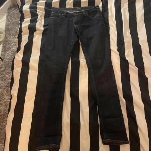 Nudie jeans  - Snygg nudie jeans i bra skick. W29 L32, sitter slim