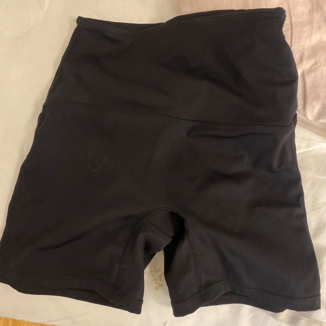 Svarta träningsshorts från Relode  - 2