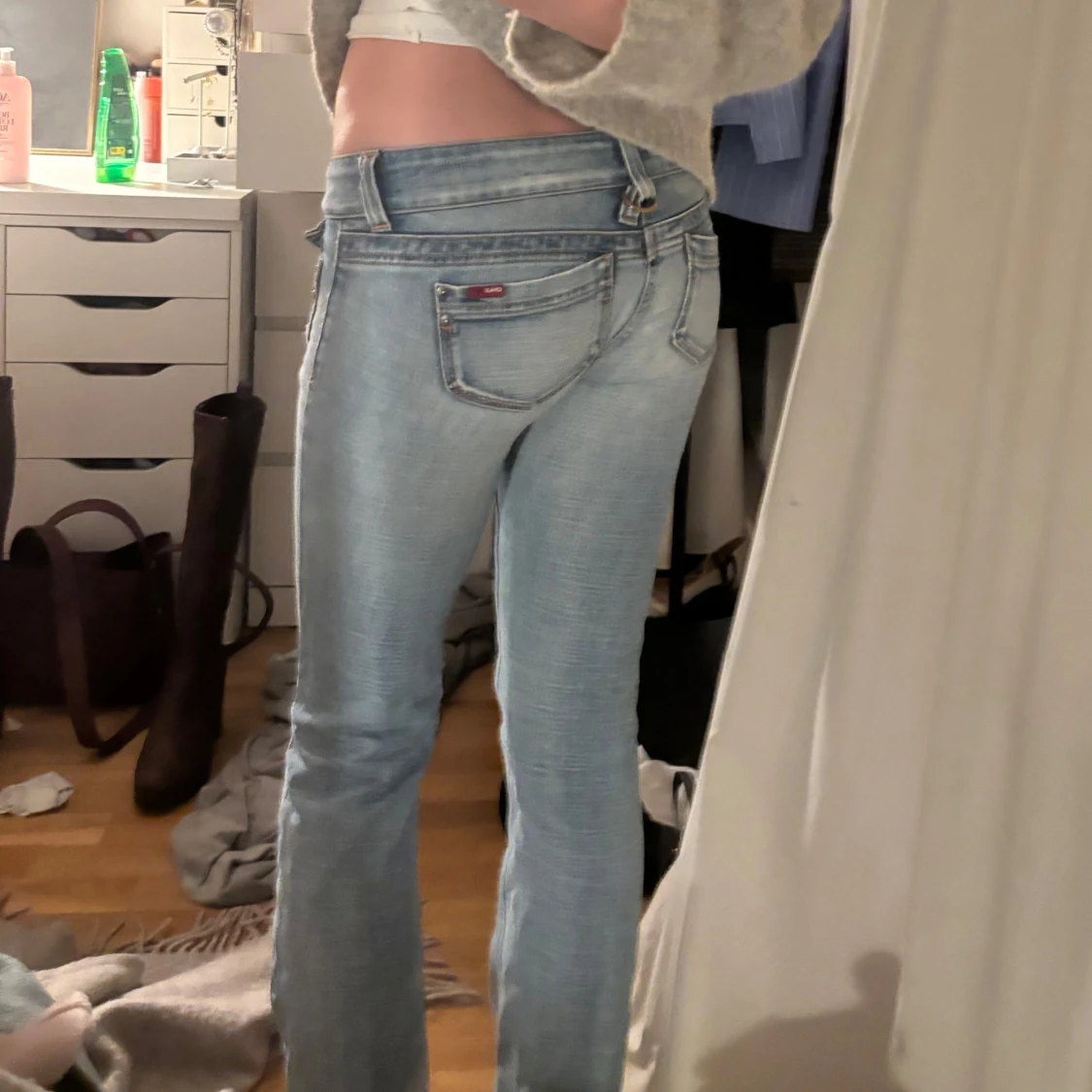 Skitsnygga lågmidjade onlyjeans! - 3