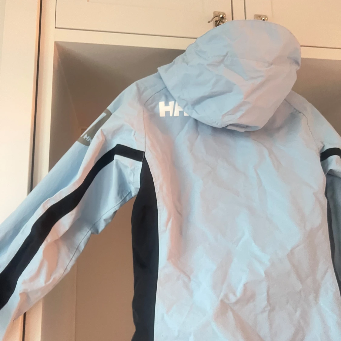 Ljusblå Helly Hansen jacka - 3
