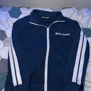 Blå jacka från Palm Angels - Denna kofta kan va mellan S och M storlek
