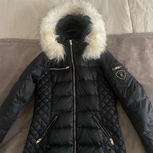 Rock and blue - Så gott som ny,  Nypris 3500 Mitt pris 1000