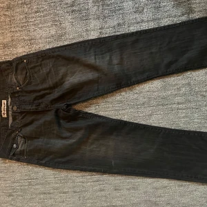 Baggy jeans  - Super nice baggy jeans som jag säljer för att de it är min stil längre 