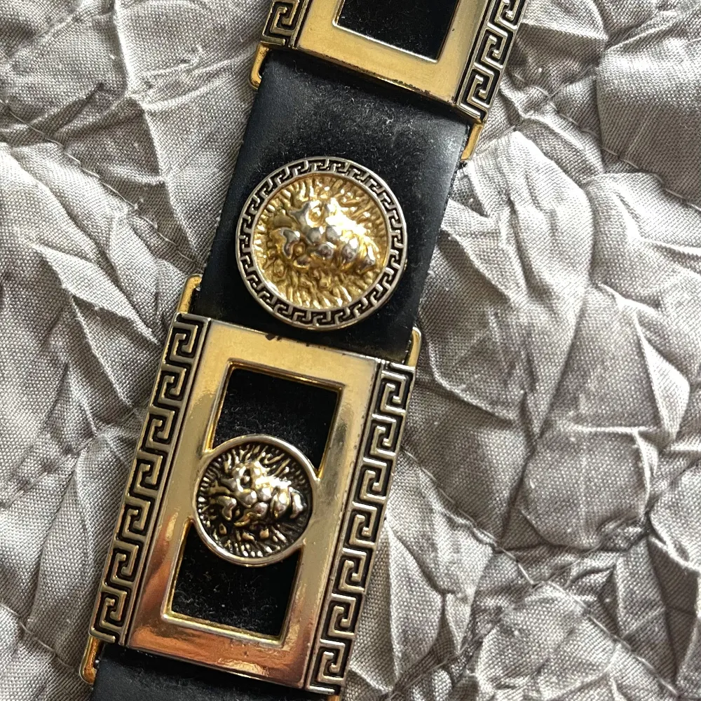 Vintage Versace skärp. Accessoarer.