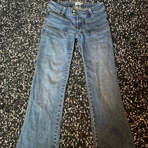 Jeans - Ett par jeans från lager 157 i modellen Paris. bra skick, använda ca 3 gånger. Ny pris 400  