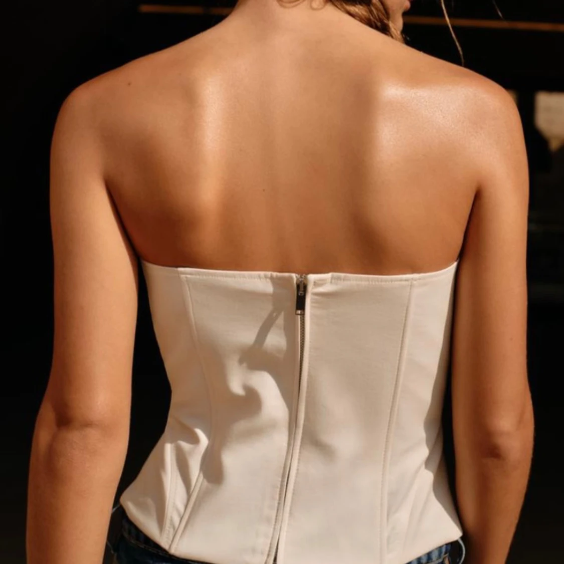 TOPP AV KORSETTMODELL I TWILL - 91