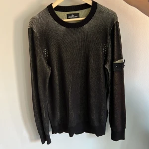 Stone Island Shadow Project - Tjena! Nu säljer jag denna feta  Ghost Project Stone Island tröja som inte finns att köpa längre. Nypriset på denna var runt 3500kr.