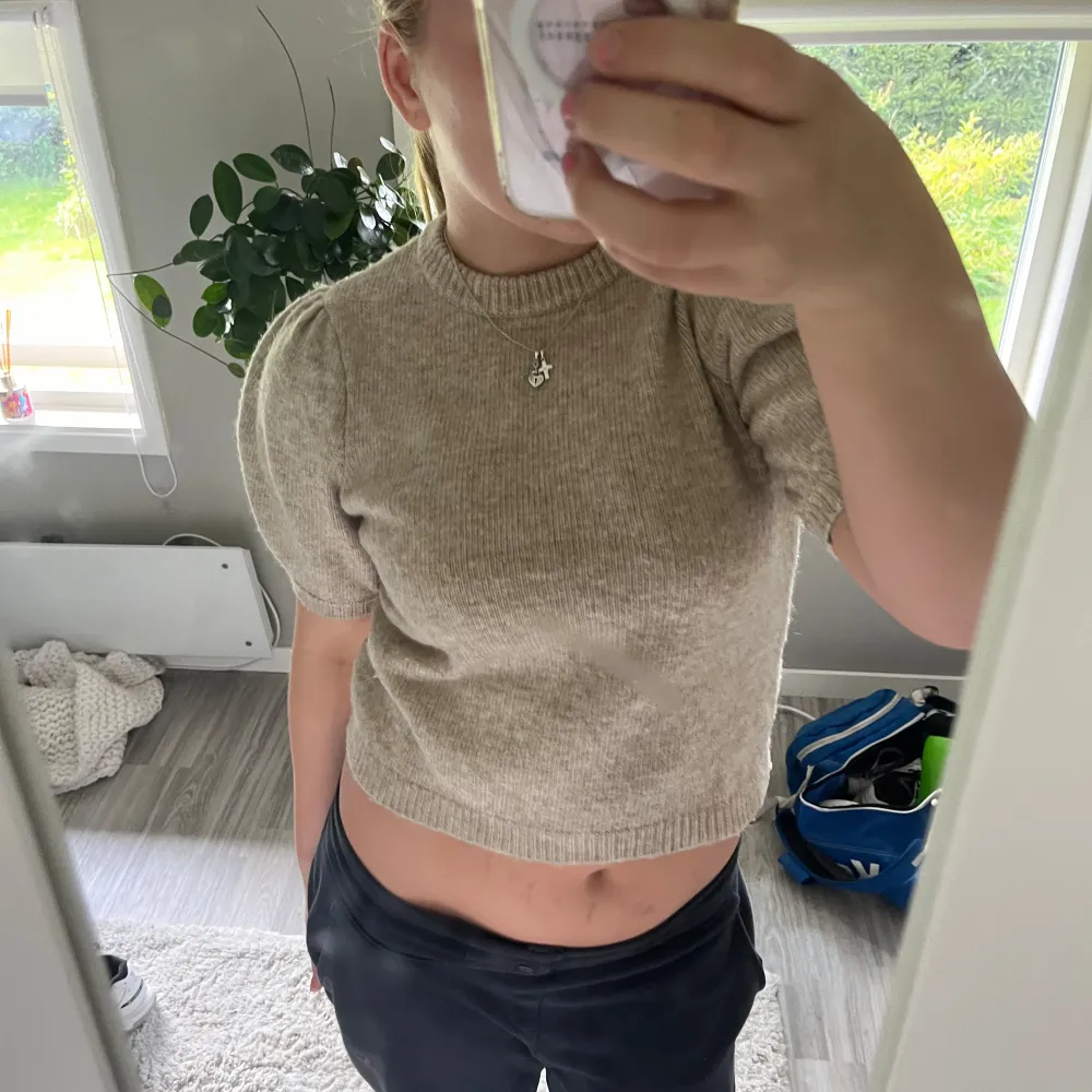 Mycket bra skick då den används få gånger! 💞. Neuleet.