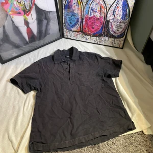 Conwell pike - Säljer nu dessa conwell pike då jag inte använder dom längre, storlek: L men skulle säga att den passar mer M, kom dm vid minsta fråga eller fundering så svarar jag så fort som möjligt och skicka gärna bud med vid intresse!