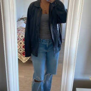 Läderjacka  - Skit snygg läderjacka!