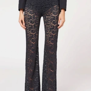 Slutsålda calzedonia spetsbyxor! - Slutsålda limited edition spetsbyxor från Calzedonia!