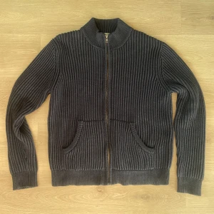 Vintage zip tröja - Passar M. Inga defekter!