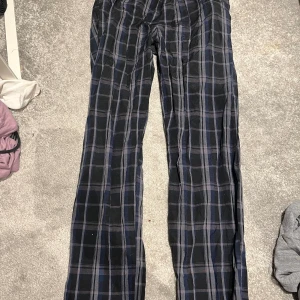 pyjamas byxor  - pyjamas byxor från zalando  aldrig använda  pris: 100kr  ordinarie pris är 300kr