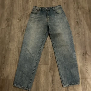 Woodbird Jeans - Skick: 8/10 inte använda speciellt mycket. Säljer för att de inte passar. 