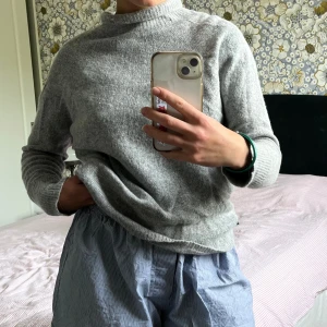 Gray sweater  - Warm wool sweater from France  Seize M  Made with wool & cashmere  Don’t forget to turn it inside out to wash it  <3 