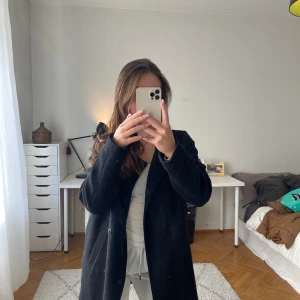 Ja ka - Jacka från Monki Storlek: S