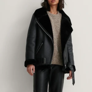 NAKD jacka - supersnygg jacka som jag längre inte använder! Passar perfekt till vår/höst💚🌷