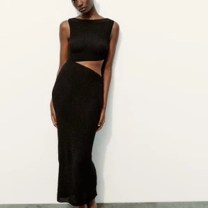 Klänning sökes  - Söker denna klänning! Skrov om du har den kan betala utgångspris. 