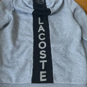 Kofta - Är i ett bra skick, har haft den i 2 månader