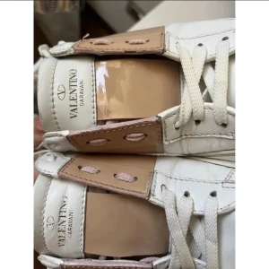 Valentino garavani skor  - Valentino skor stl 37 