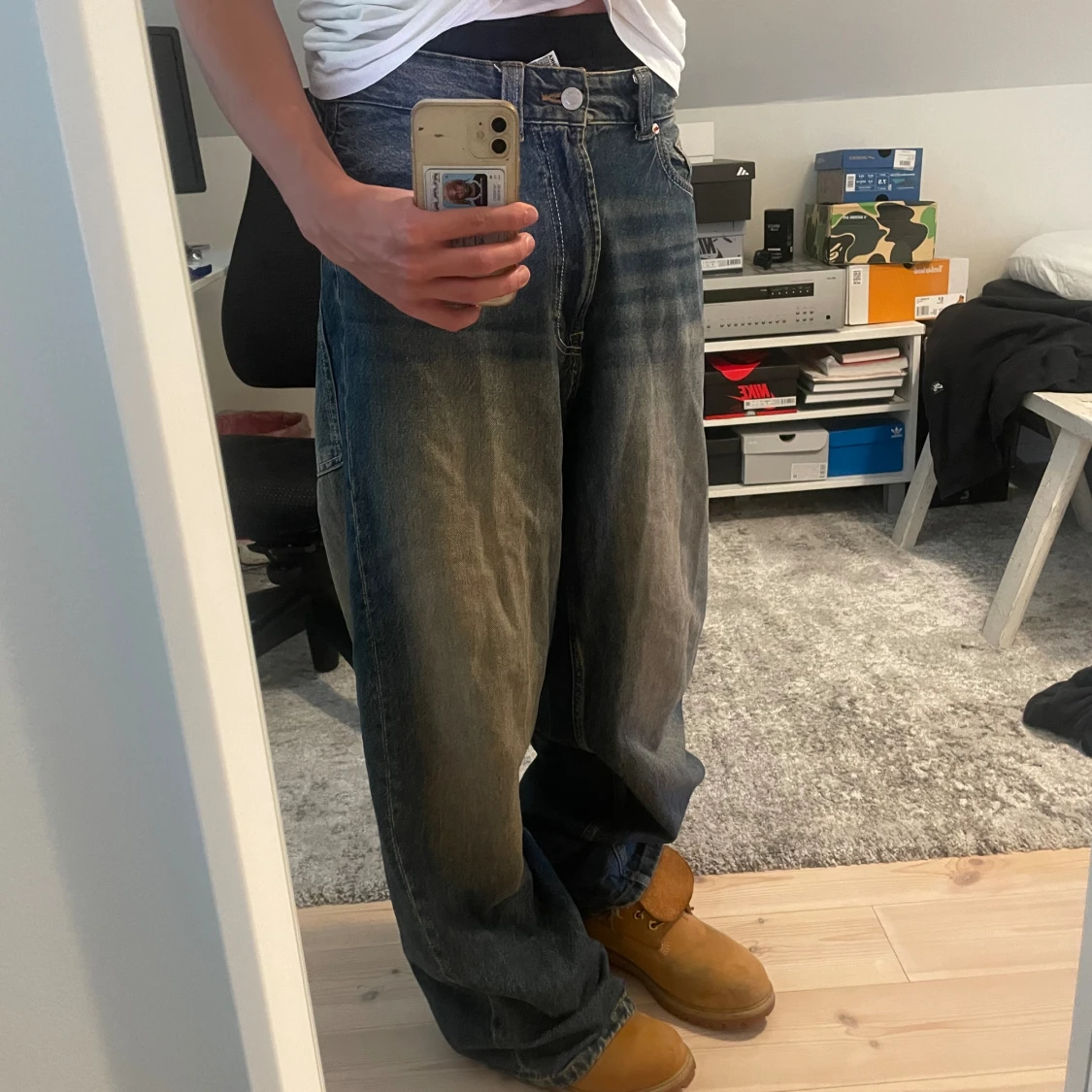 BERSHKA Baggy Jeans - 90