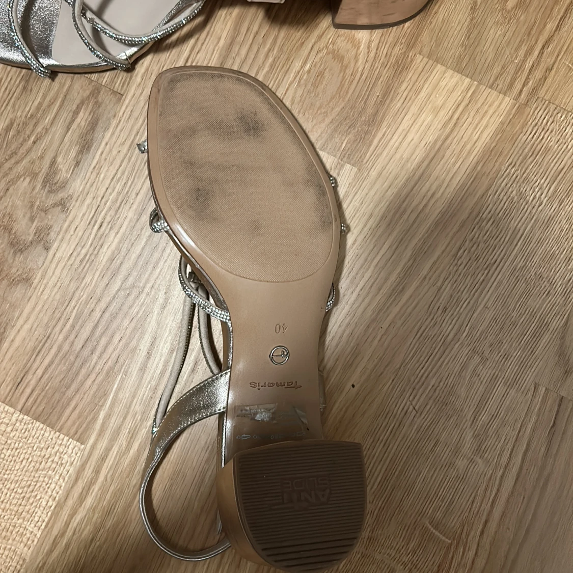 Glittriga klackar - 91