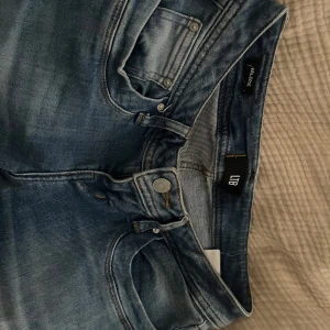 Ltb jeans, valerie  - Säljer dessa så snygga Ltb jeans.  Mycket bra skick.  Inga slitage. 