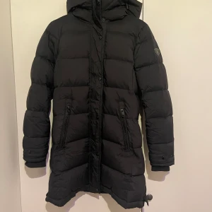 Rockandblue vinter jacka.  - Modell Falcon mod jacket. Storlek 36. Använd förra året under vintern.  Kan mötas upp i Stockholm eller frakta. 