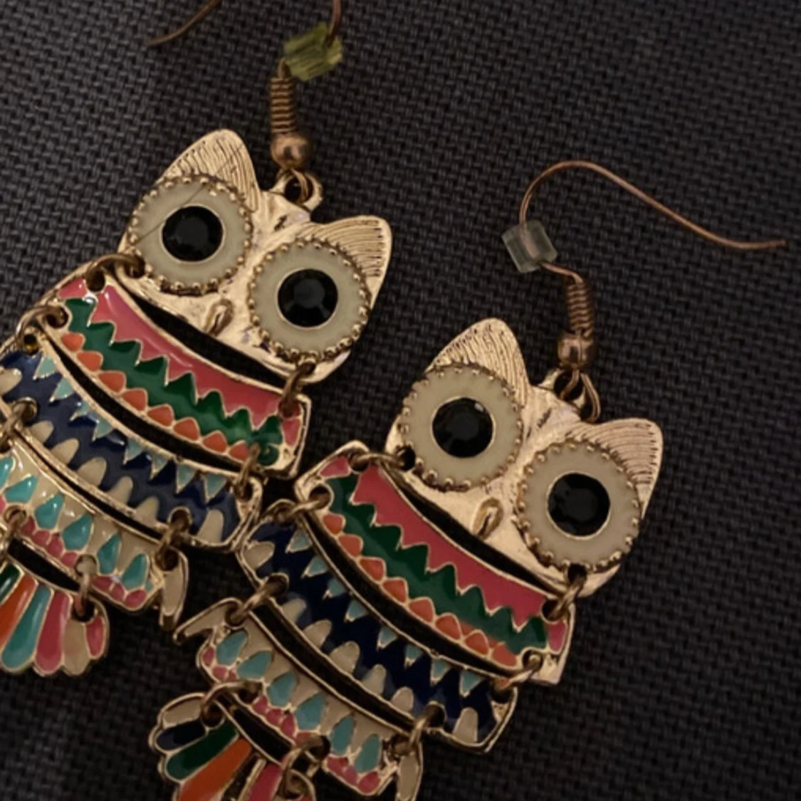 Färgglada uggleörhängen - 90