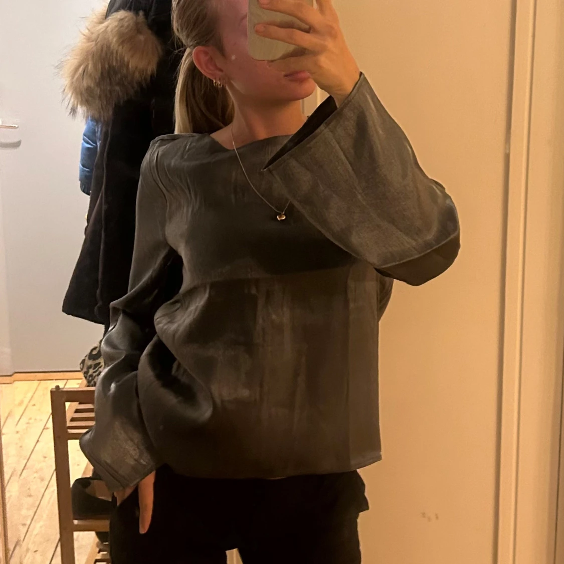 Grå långärmad topp - 90